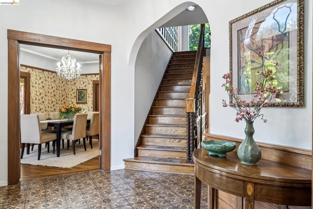 824 Paru Street Alameda CA 94501