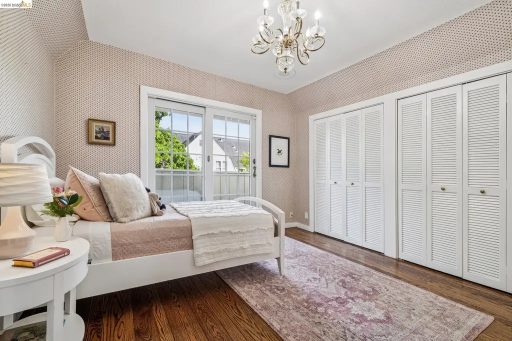 824 Paru Street Alameda CA 94501