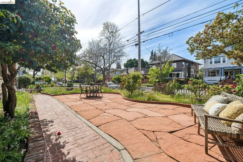 824 Paru Street Alameda CA 94501