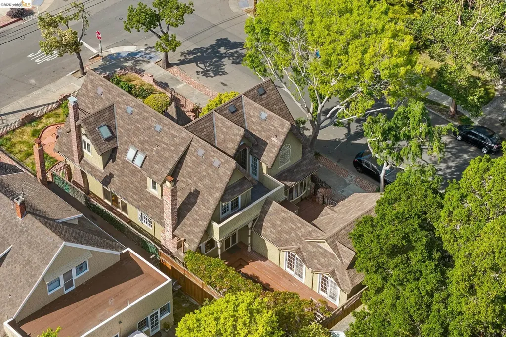 824 Paru Street Alameda CA 94501