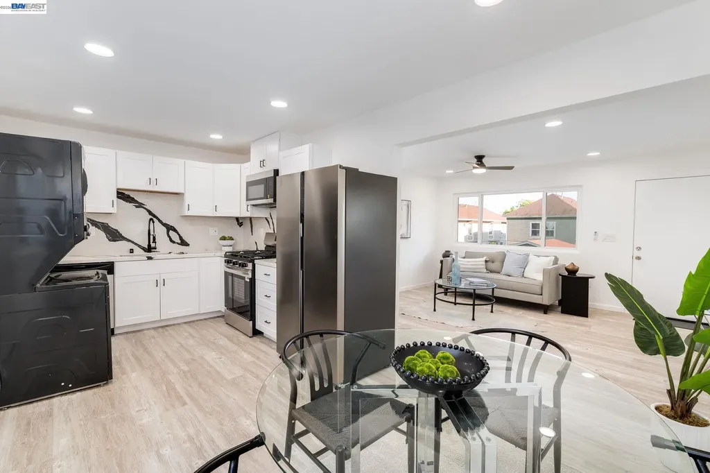 6628 Helen Court Oakland CA 94608