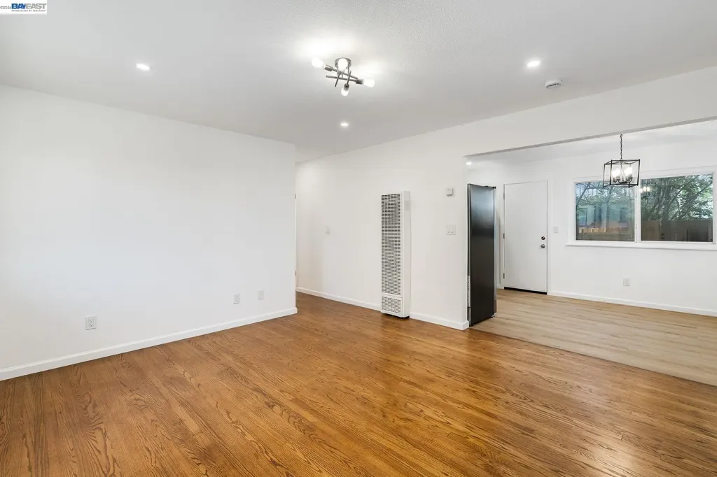 6628 Helen Court Oakland CA 94608