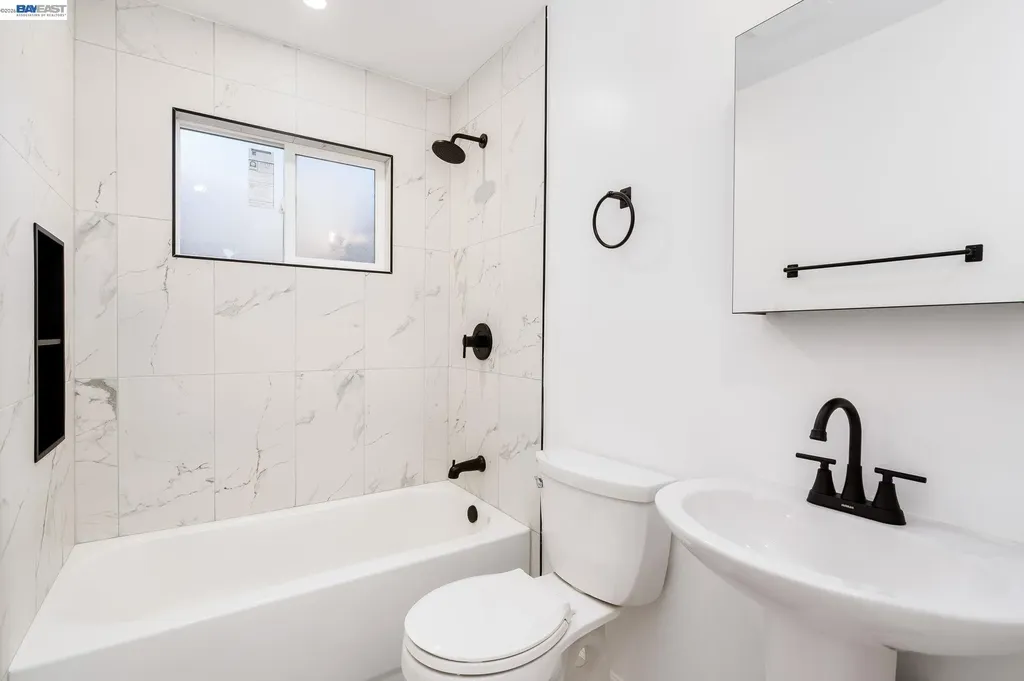 6628 Helen Court Oakland CA 94608