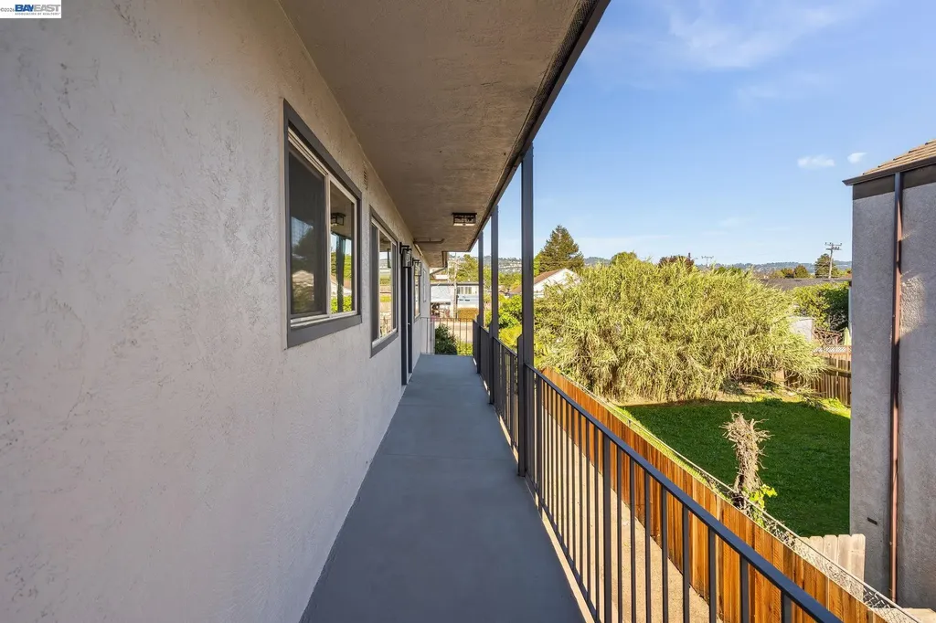 6628 Helen Court Oakland CA 94608