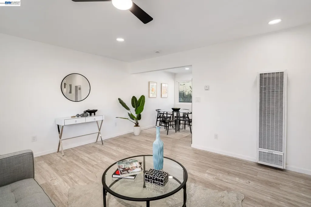 6628 Helen Court Oakland CA 94608