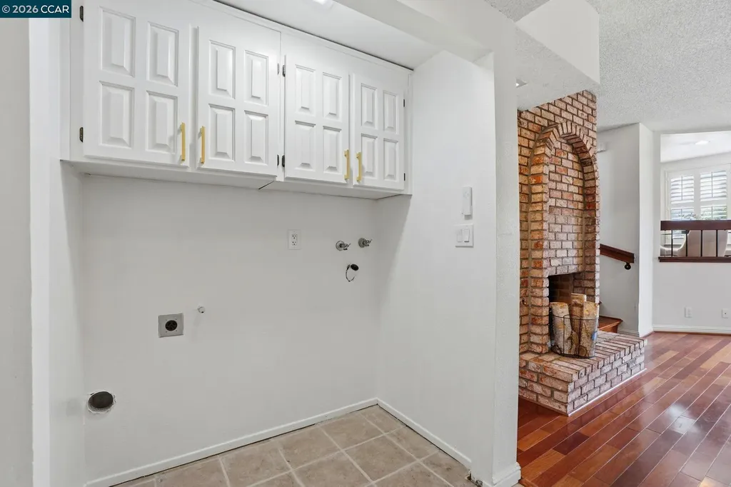 319 Oak Glen Court Martinez CA 94553
