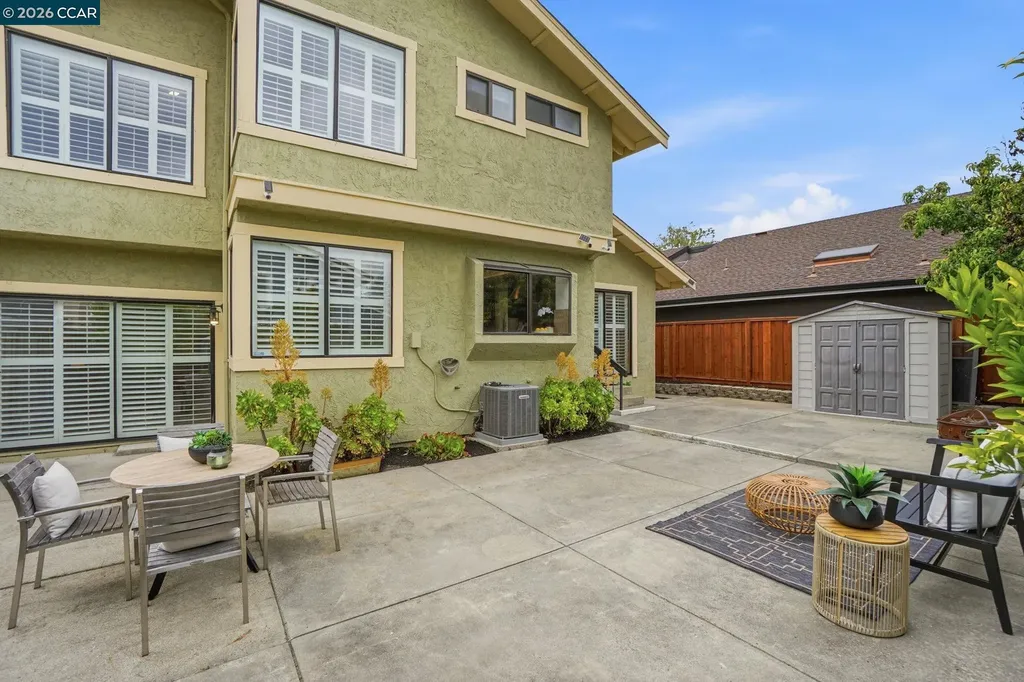 319 Oak Glen Court Martinez CA 94553