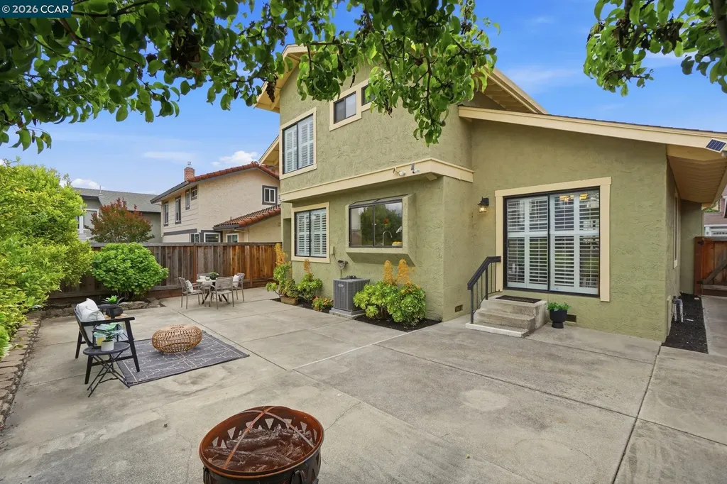319 Oak Glen Court Martinez CA 94553