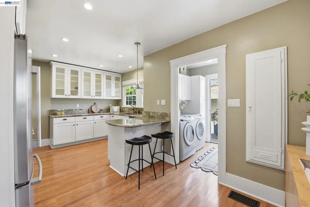 792 Medford Avenue Hayward CA 94541