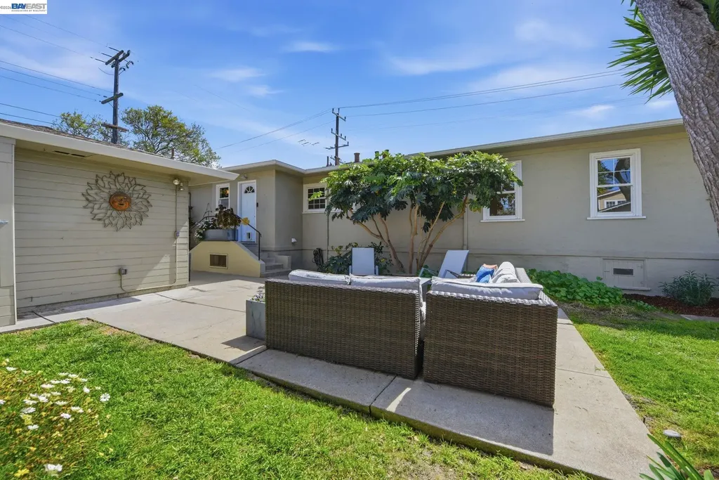 792 Medford Avenue Hayward CA 94541