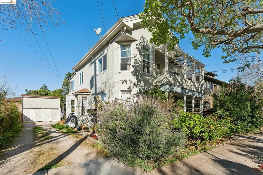 2112 Mckinley Avenue Berkeley CA 94703