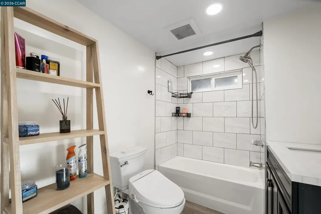 32 Galloway Drive Concord CA 94518