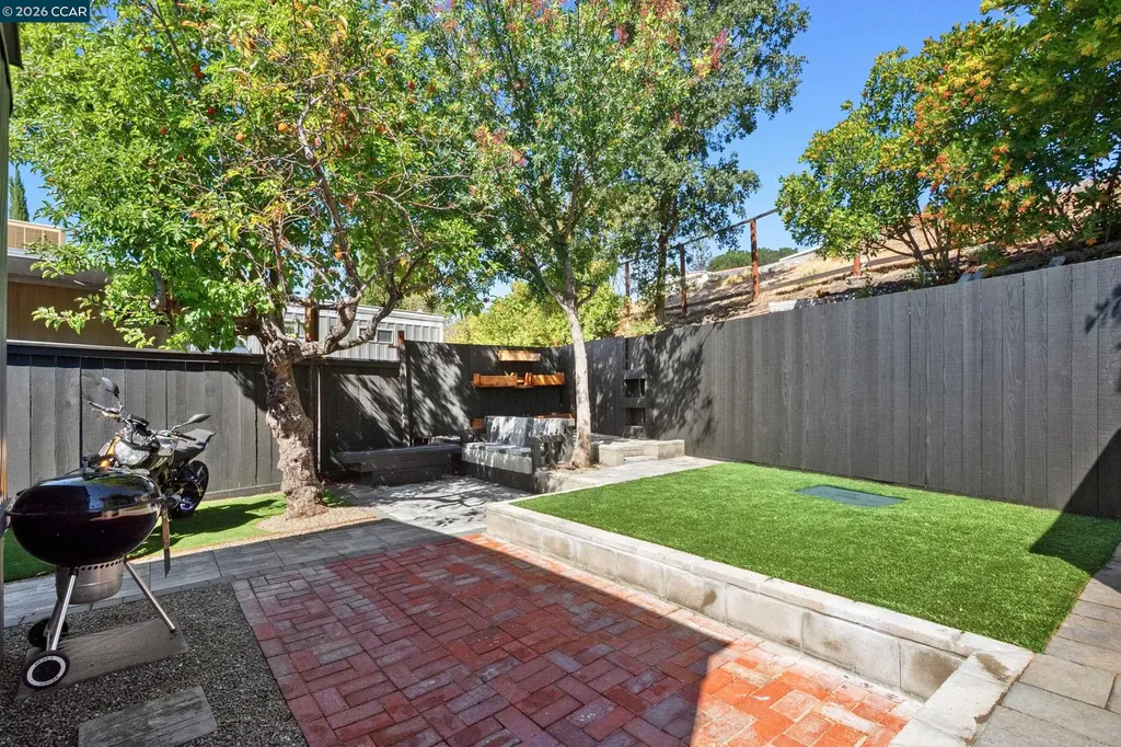 32 Galloway Drive Concord CA 94518
