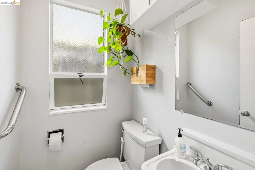 3021 Telegraph Avenue Berkeley CA 94705