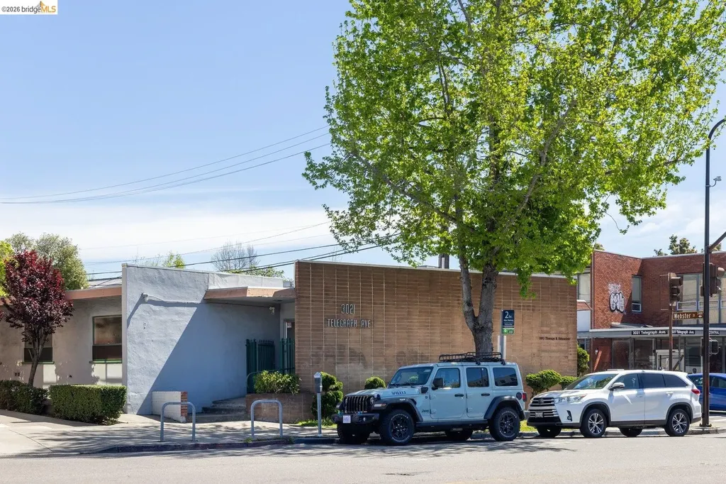 3021 Telegraph Avenue Berkeley CA 94705