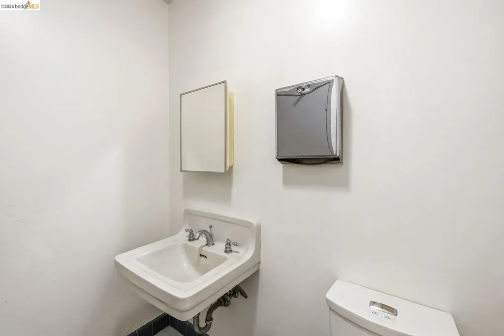 3021 Telegraph Avenue Berkeley CA 94705