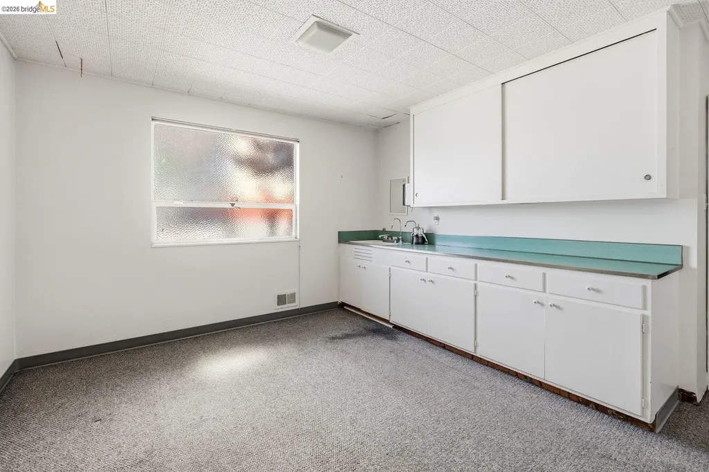 3021 Telegraph Avenue Berkeley CA 94705