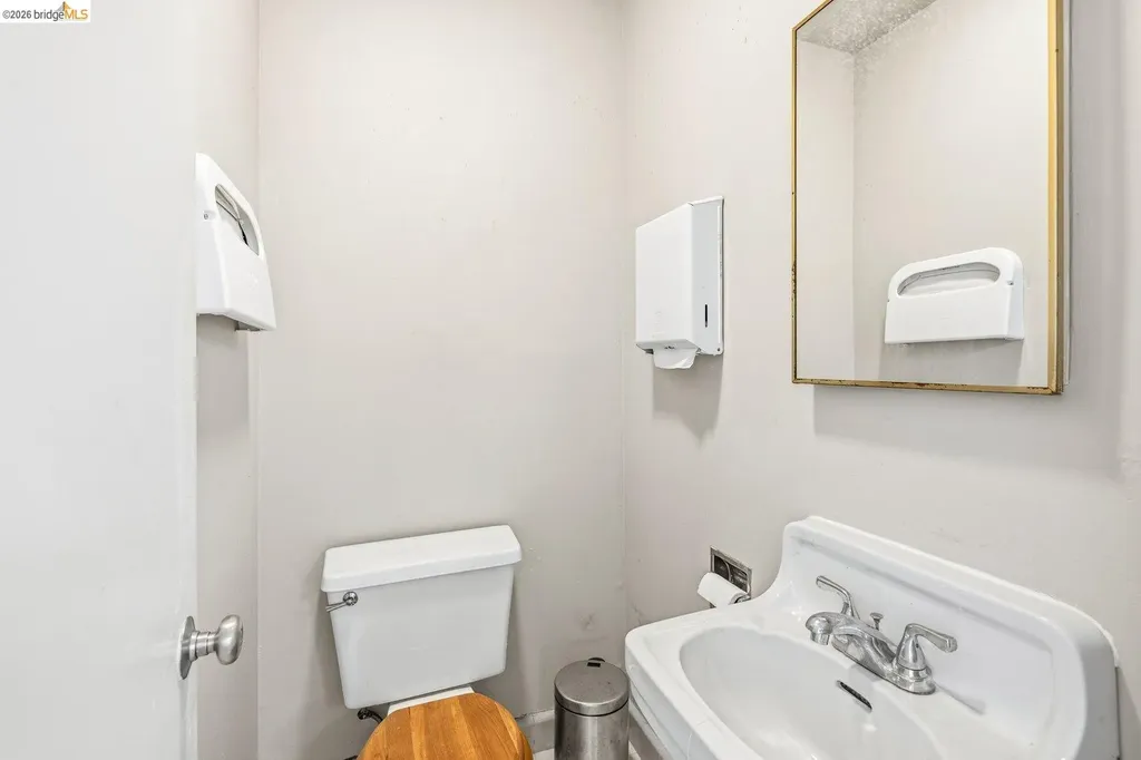 3021 Telegraph Avenue Berkeley CA 94705