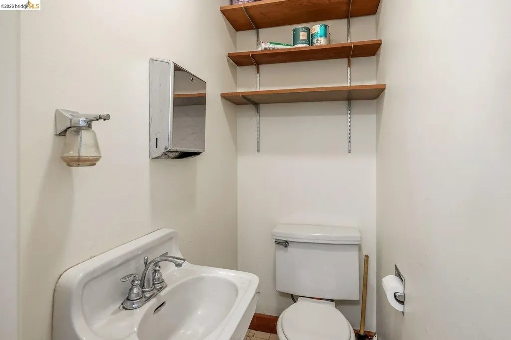 3021 Telegraph Avenue Berkeley CA 94705
