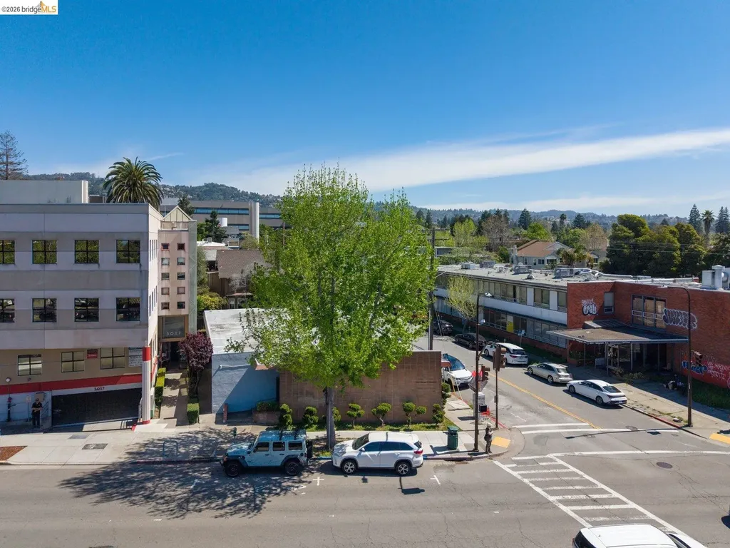 3021 Telegraph Avenue Berkeley CA 94705