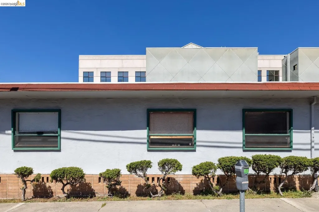 3021 Telegraph Avenue Berkeley CA 94705