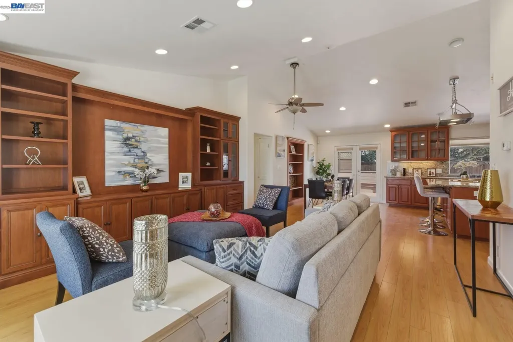 3454 Baumberg Avenue Hayward CA 94545