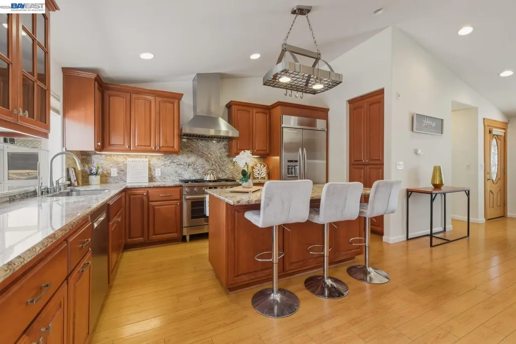 3454 Baumberg Avenue Hayward CA 94545