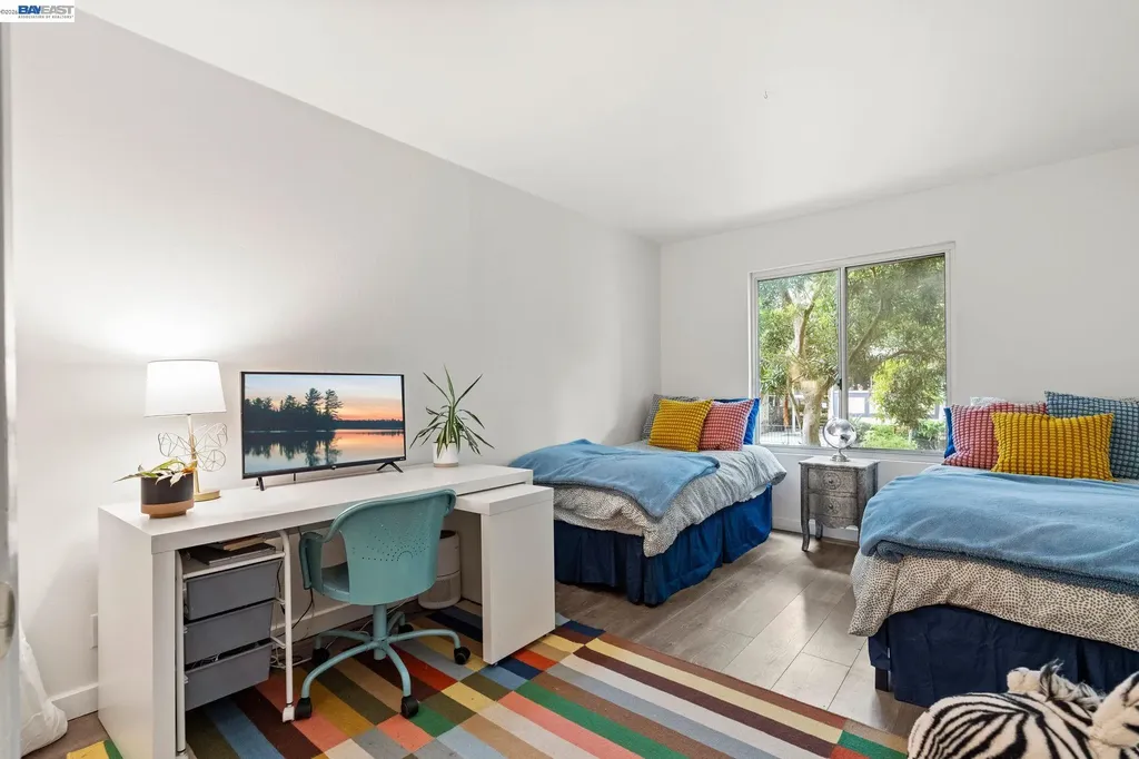 955 Shorepoint Court Alameda CA 94501