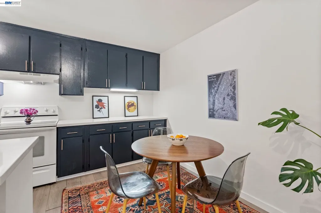 955 Shorepoint Court Alameda CA 94501