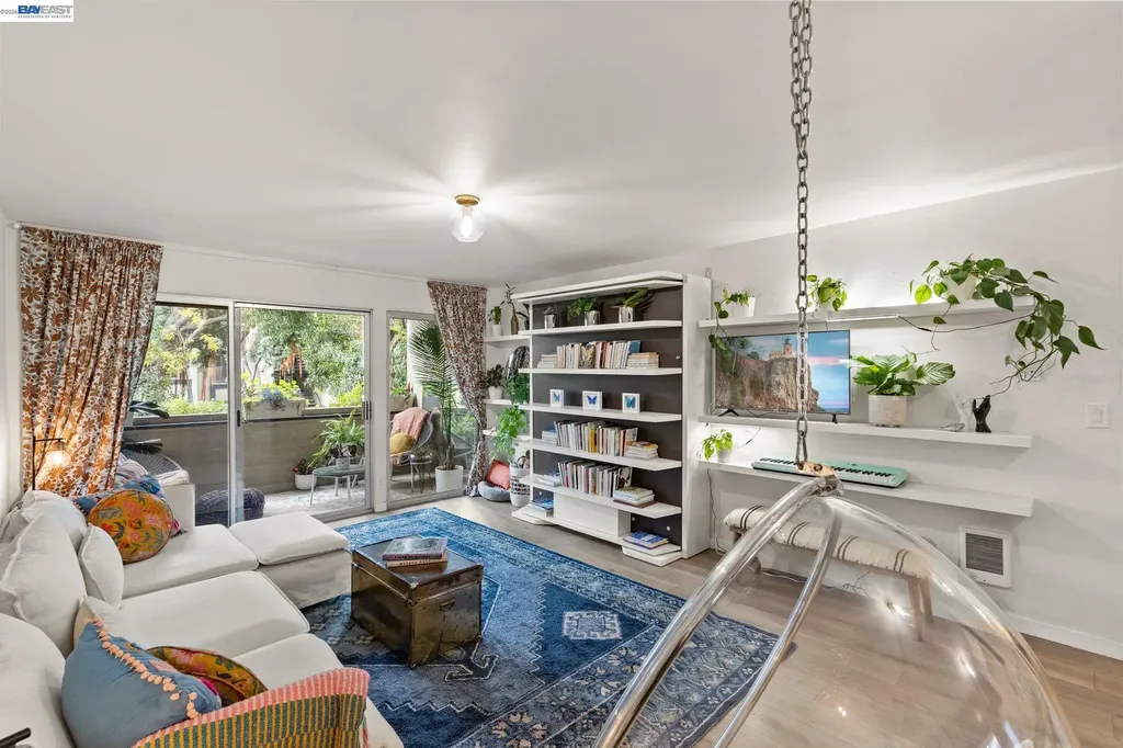 955 Shorepoint Court Alameda CA 94501