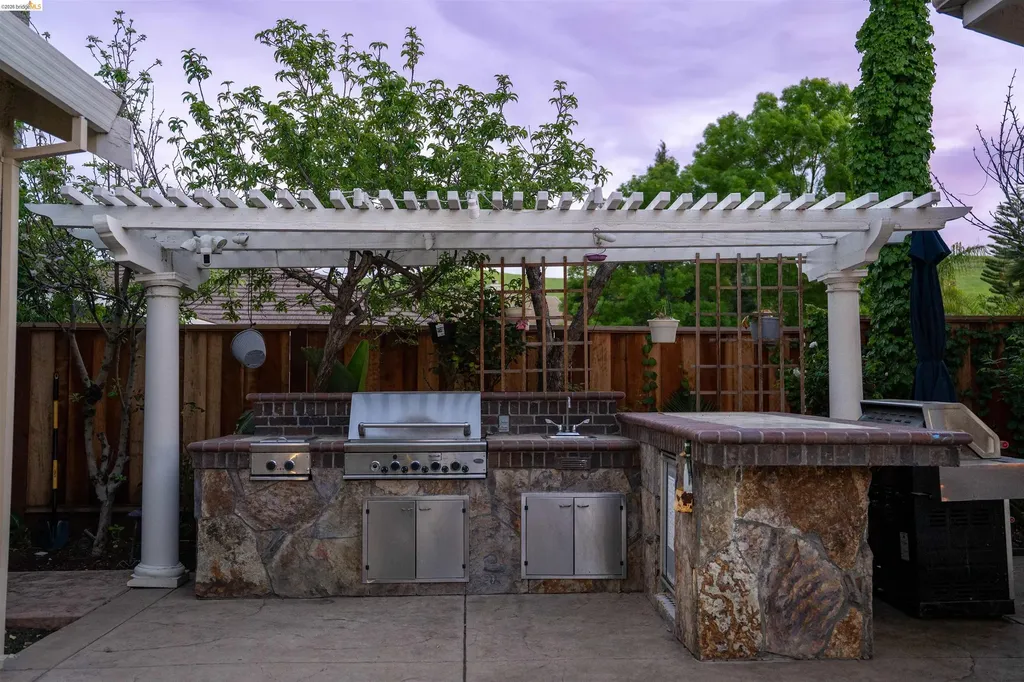 5230 Henderson Court Antioch CA 94531