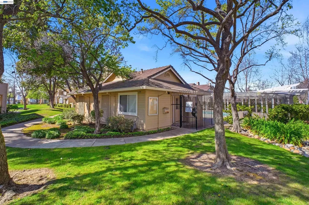 5245 Tacoma Common Fremont CA 94555