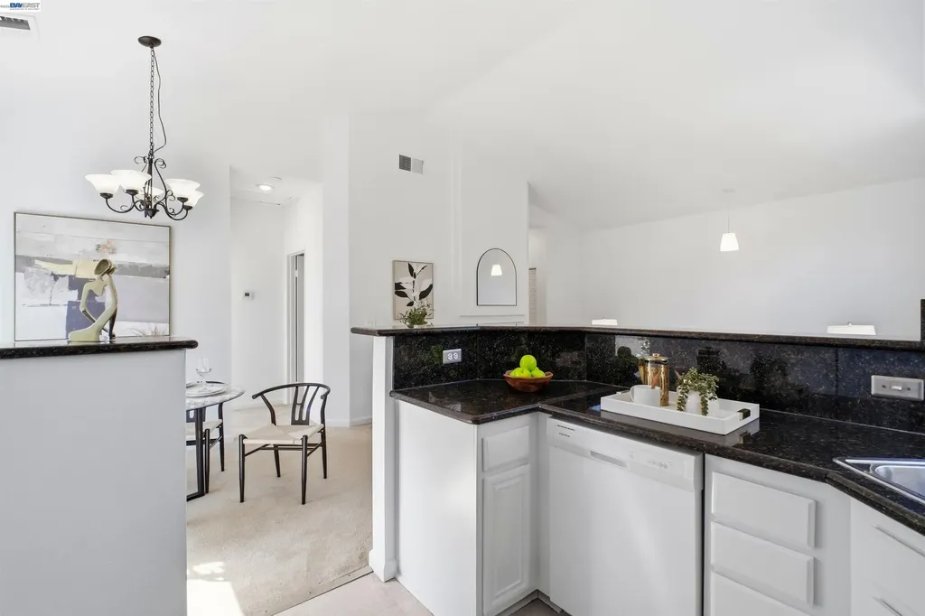 5245 Tacoma Common Fremont CA 94555