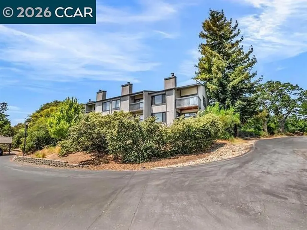 1608 Ashwood Drive Martinez CA 94553