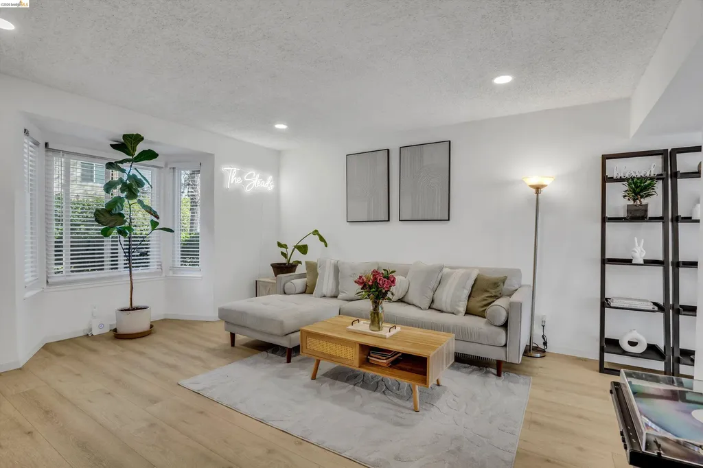 1260 Pine Creek Way Concord CA 94520