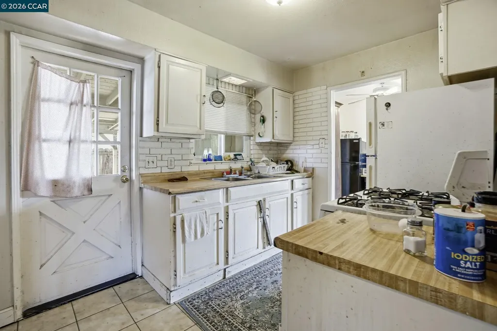 1990 Sunshine Drive Concord CA 94520