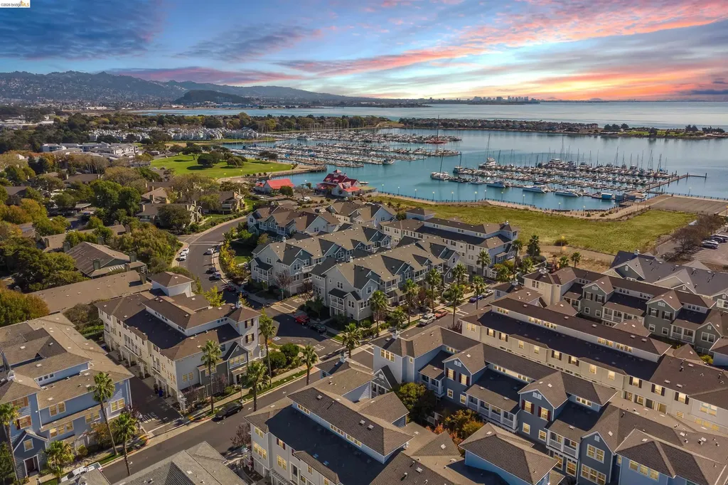 2153 Northshore Drive Richmond CA 94804