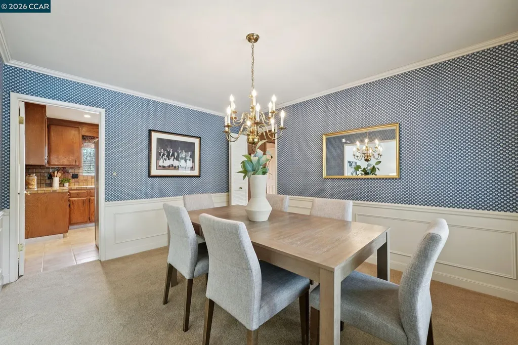 34 Sherwood Court Moraga CA 94556