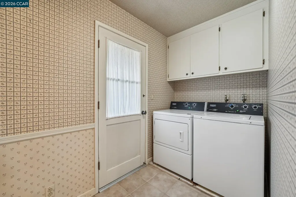 34 Sherwood Court Moraga CA 94556