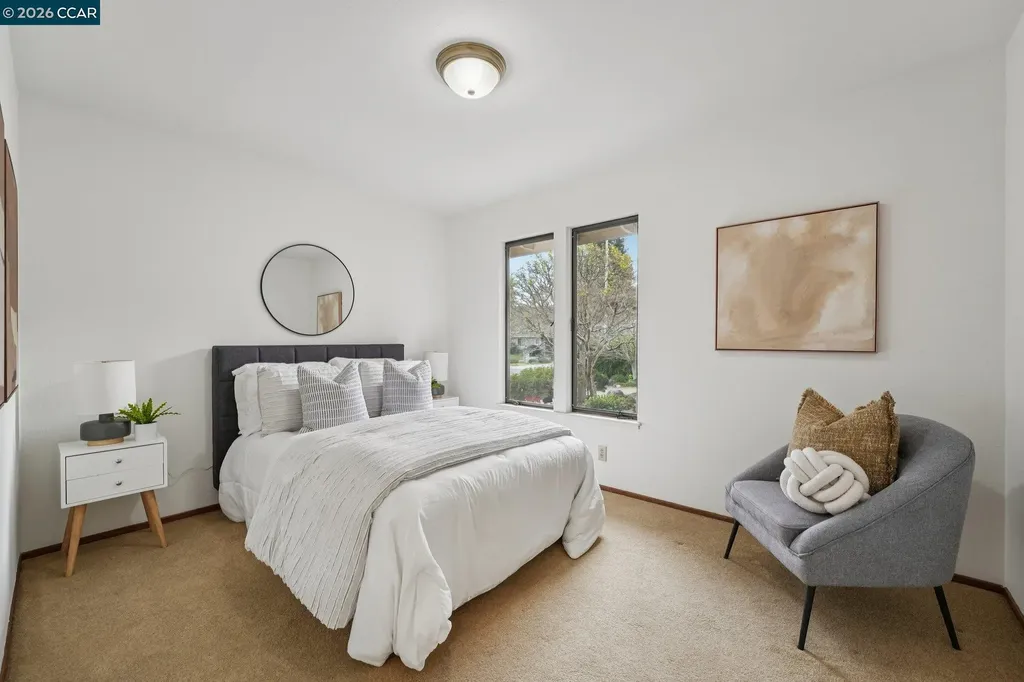 34 Sherwood Court Moraga CA 94556