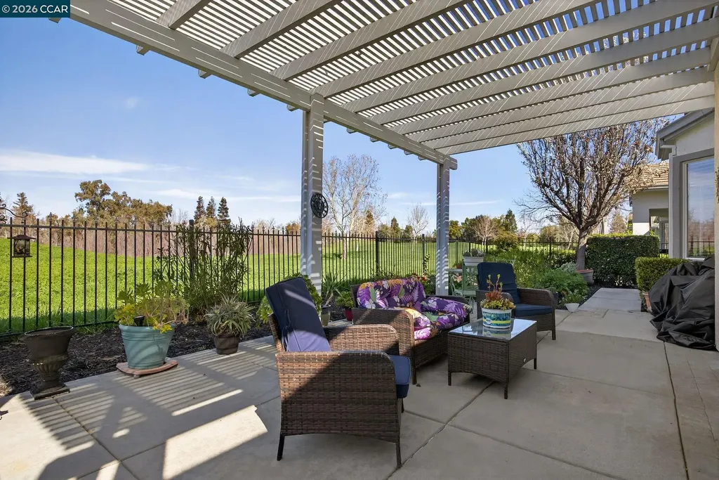 1528 Katy Way Brentwood CA 94513