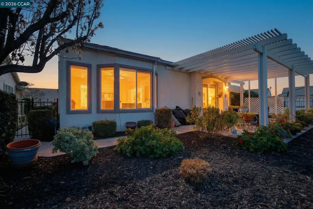 1528 Katy Way Brentwood CA 94513