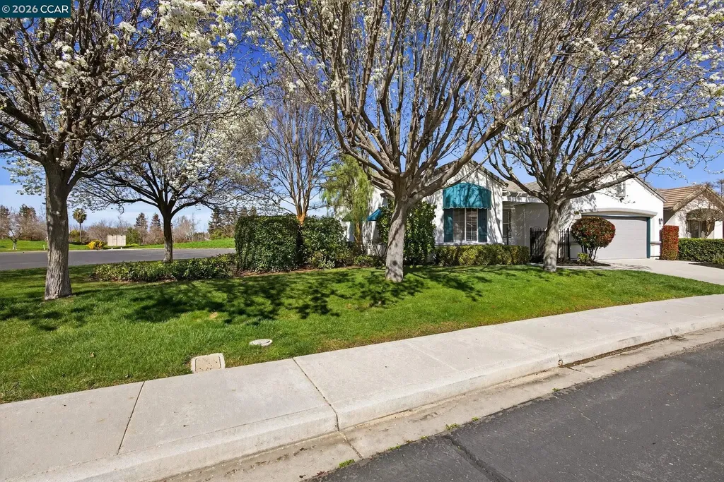 1528 Katy Way Brentwood CA 94513