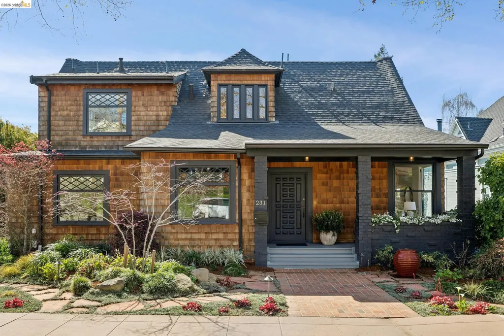 Piedmont CA, 231 Bonita Avenue