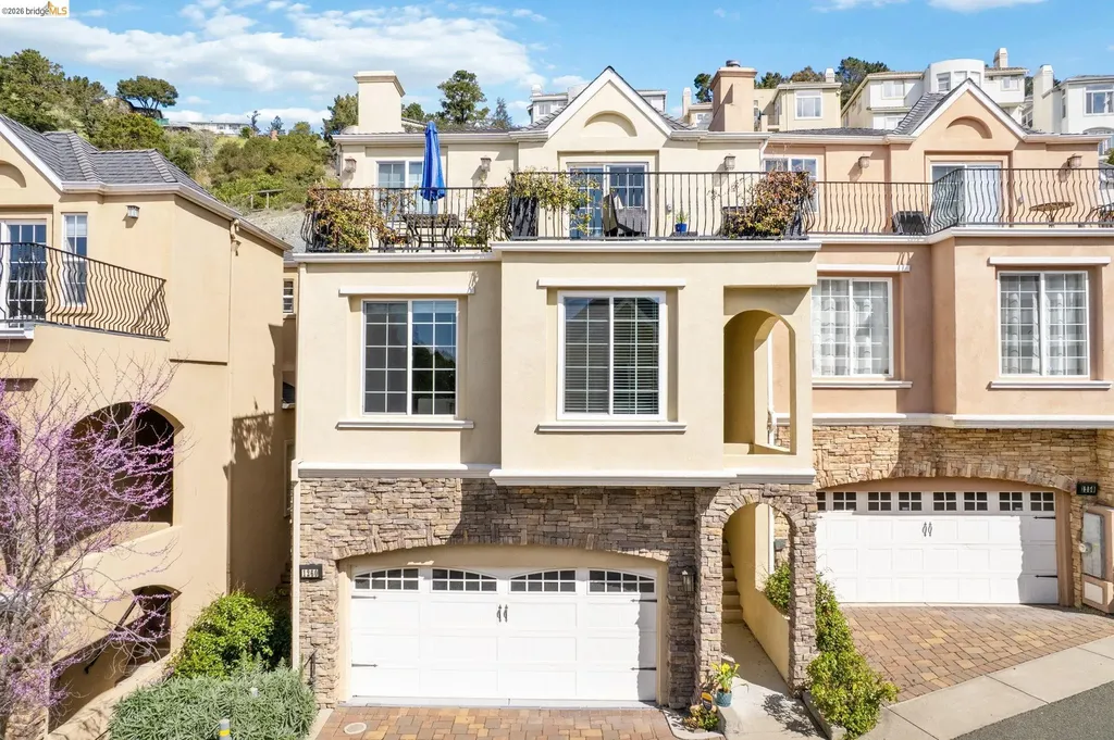 1260 Ariane Court Oakland CA 94619