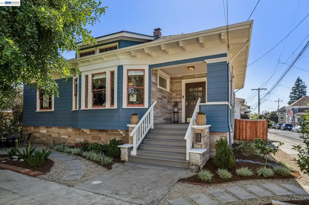 2200 San Jose Avenue Alameda CA 94501