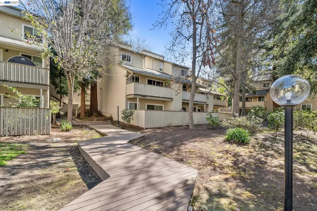 2724 Oak Road Walnut Creek CA 94597
