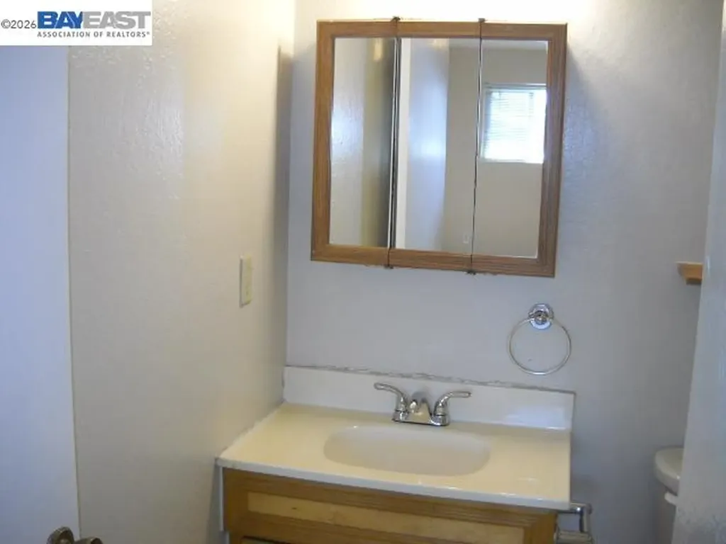 27666 Del Norte Court Hayward CA 94545