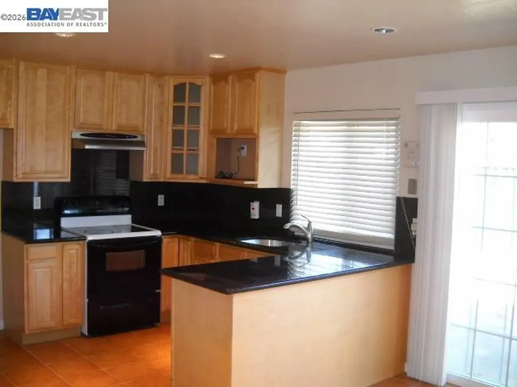 27666 Del Norte Court Hayward CA 94545