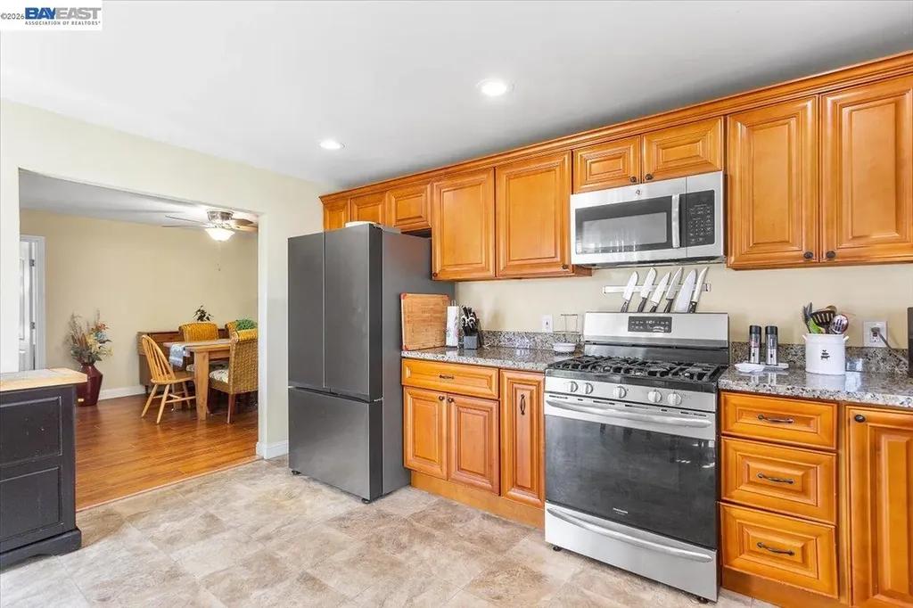 1002 Stanton Avenue San Pablo CA 94806
